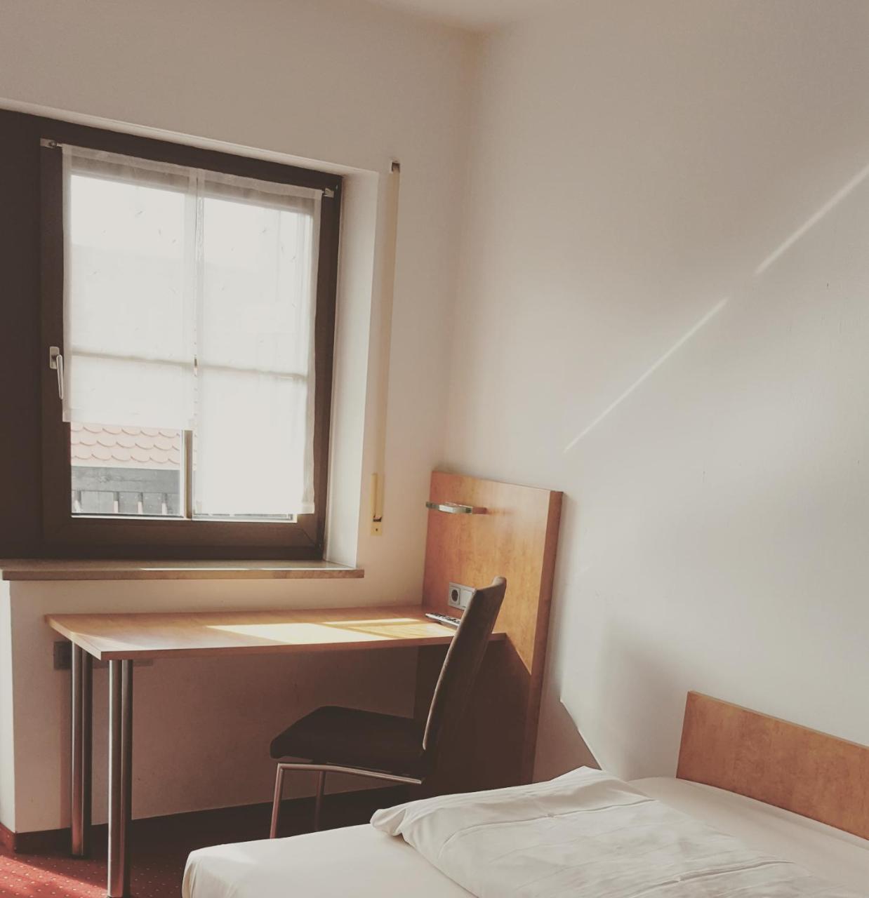 Hotel Jaegerhof Рот Екстериор снимка